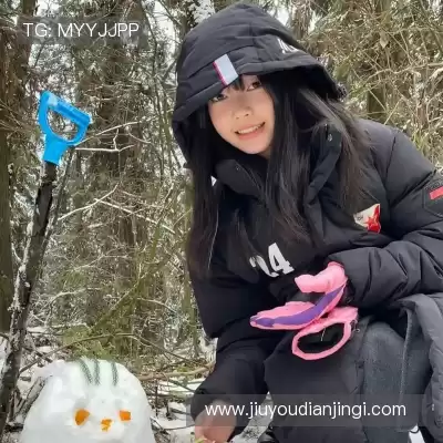 蒙炯芊